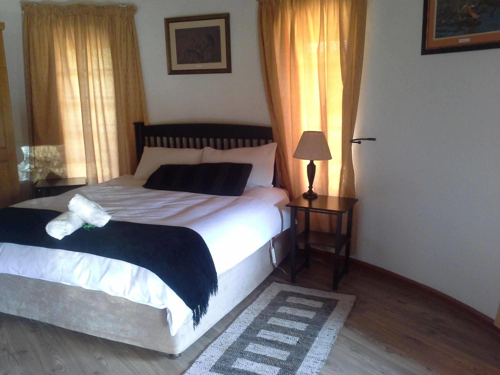Bird Haven Guesthouse Hlotse Eksteriør bilde