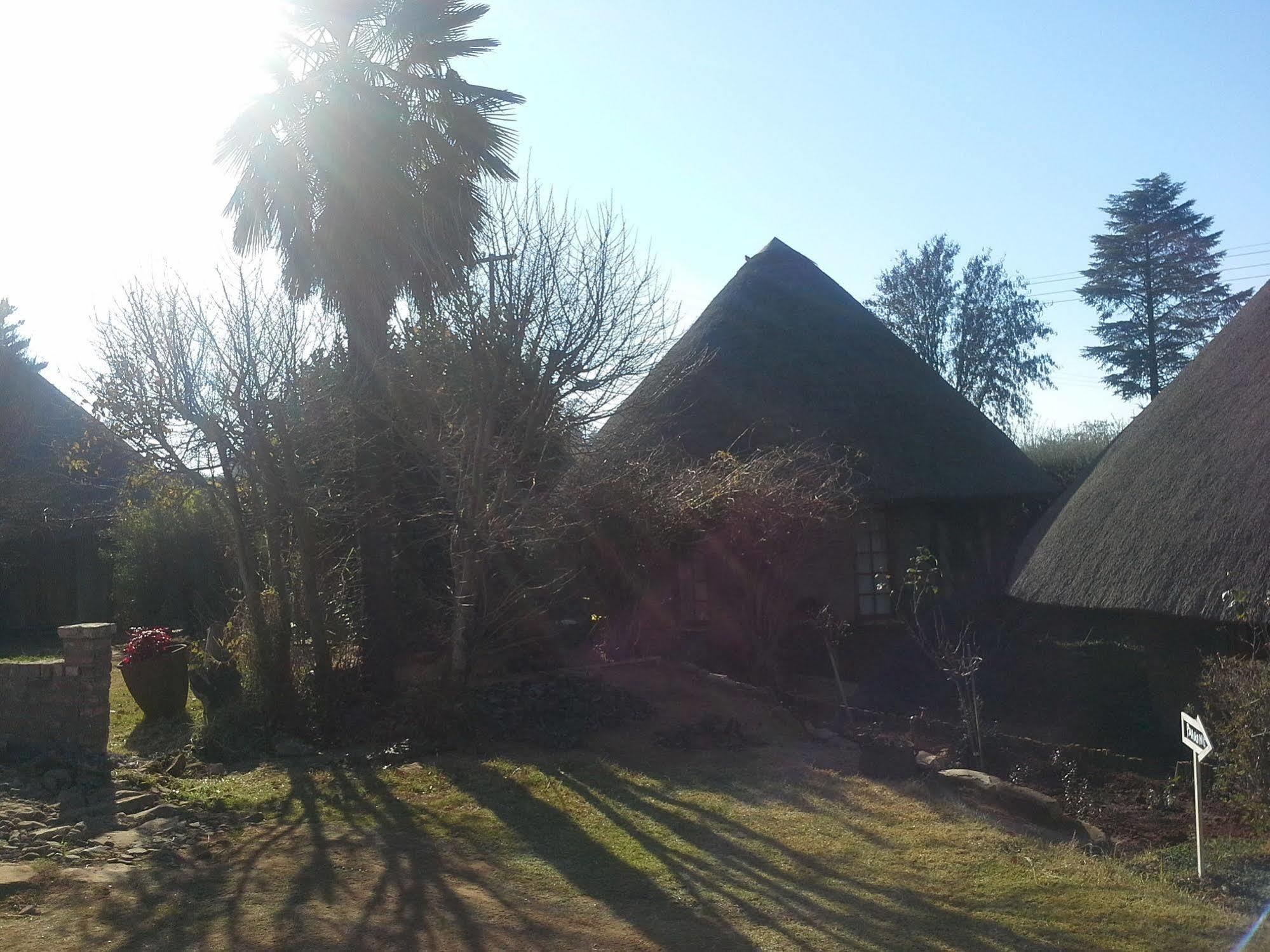 Bird Haven Guesthouse Hlotse Eksteriør bilde